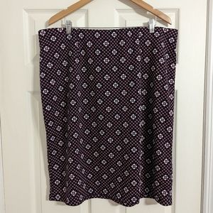 Cato poly red , blue and white print skirt size 22/24W